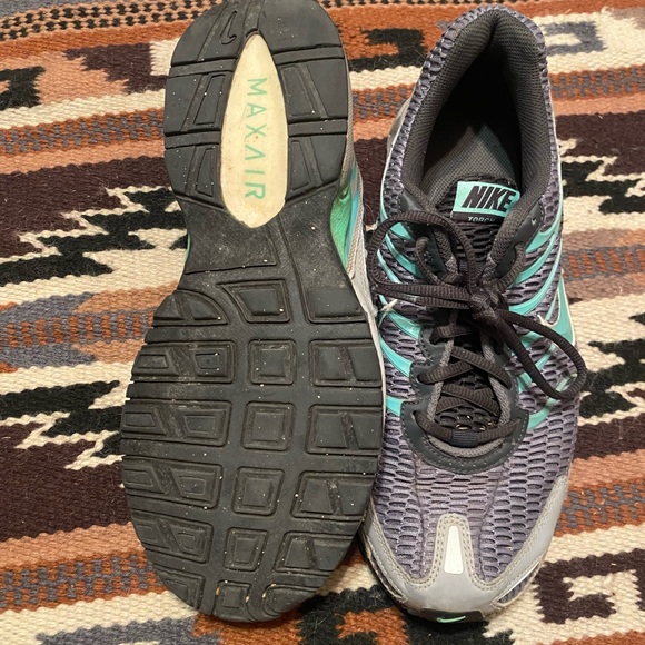 Used Nike  air max!!! - Picture 3 of 3